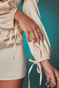 Oh Polly Women'S Clothing Sale - $65 And Under | Women'S Clothing Sale - $40 And Under^Balloon Sleeve Mini Dress in Ivory