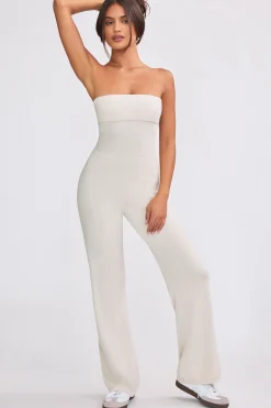 Oh Polly Knitwear^Bandeau Kick Flare Chunky Knit Jumpsuit in Cream