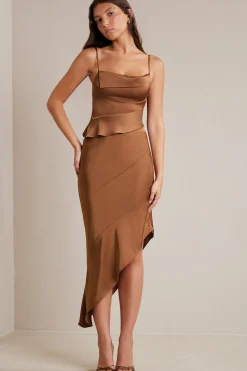 Oh Polly Women'S Clothing Sale - $65 And Under | Women'S Clothing Sale - $40 And Under^Bias Cut Satin Cowl Neck Crop Top in Mocha