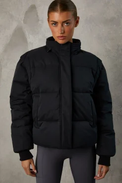 Oh Polly Coats^Cropped Puffer Jacket with Detachable Sleeves in Black