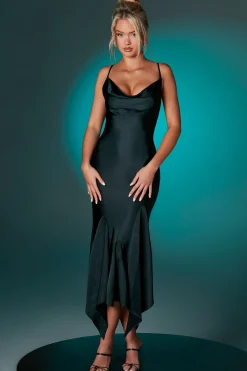 Oh Polly Wedding Guest | Satin Dresses^Deep Plunge Midaxi Dress in Black