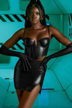 Oh Polly Women'S Clothing Sale - $65 And Under | Women'S Clothing Sale - $40 And Under^Faux Leather Thigh Split Mini Skirt in Black