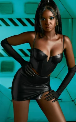 Oh Polly Women'S Clothing Sale - $65 And Under | Women'S Clothing Sale - $40 And Under^Faux Leather Thigh Split Mini Skirt in Black