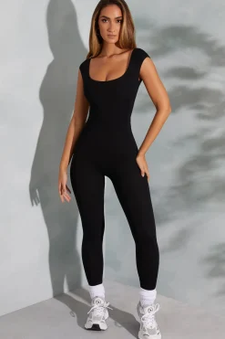 Oh Polly Elevated Essentials^Open Back Scoop Neck Jumpsuit in Black