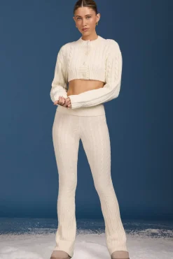 Oh Polly Petite | Knitwear^Petite Cable-Knit Flared Trousers in Cream