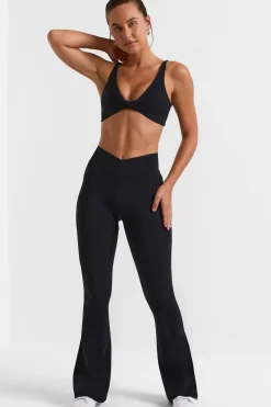 Oh Polly Petite^Petite Cross Waistband Flare Pocket Leggings in Black