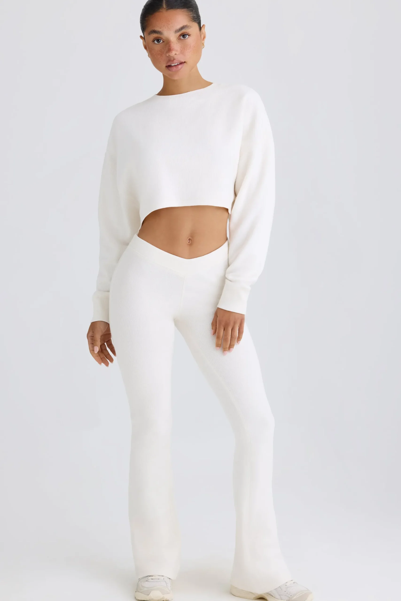 Oh Polly Petite^Petite Flared Trousers in White