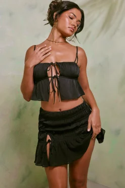Oh Polly Women'S Clothing Sale - $65 And Under | Women'S Clothing Sale - $40 And Under^Shirred Tie Up Front Crop Top in Black
