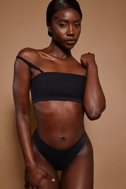 Oh Polly Lounge & Intimates | Bride To Be^Soft Mesh Bandeau Bra in Black