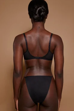 Oh Polly Lounge & Intimates | Bride To Be^Soft Mesh Single Layer Triangle Bra in Black