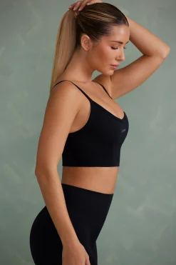 Oh Polly Matching Sets | Sports Bras^Super Sculpt Scoop Neck Sports Bra in Onyx Black OnyxBlack