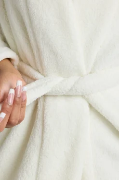 Oh Polly Lounge & Intimates^Tie Front Fleece Robe in White