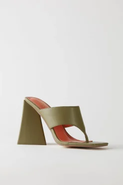 Oh Polly Women'S Clothing Sale - $65 And Under | Women'S Clothing Sale - $40 And Under^Toe Post Leatherette Mule Heels in Olive