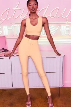 Oh Polly Women'S Clothing Sale - $65 And Under | Women'S Clothing Sale - $40 And Under^We Chillin' Petite High Waisted Leggings in Peach