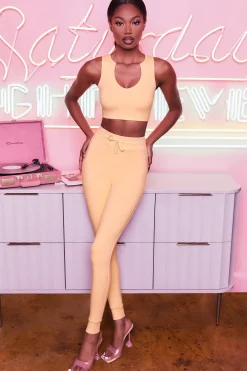 Oh Polly Women'S Clothing Sale - $65 And Under | Women'S Clothing Sale - $40 And Under^We Chillin' Petite High Waisted Leggings in Peach